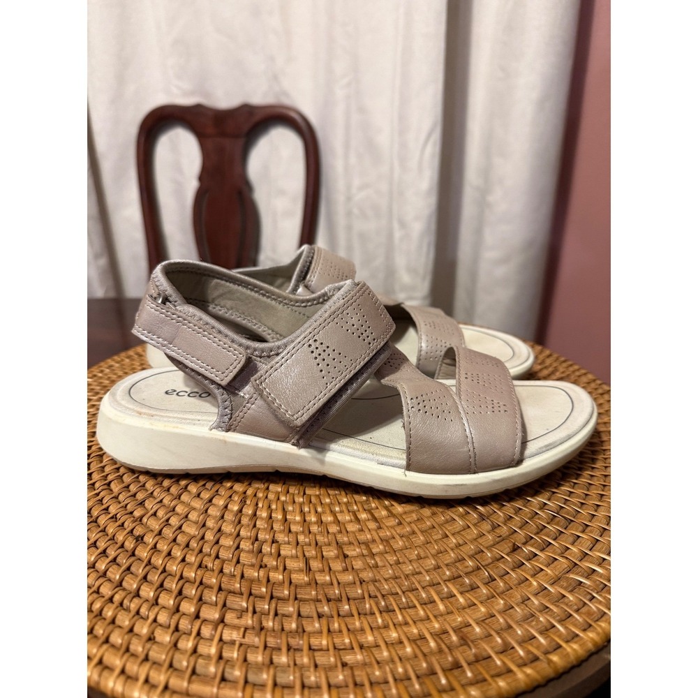Ecco Simpil Sandal Metallic Taupe Leather‎ Walking Sandals Womens 9 40 - Picture 2 of 10
